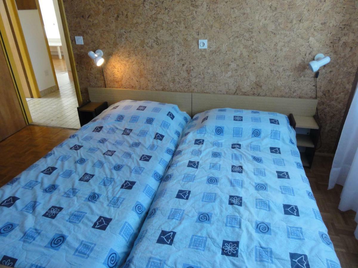 Nice And Cozy Apartment Ferry In Medulin Exterior photo
